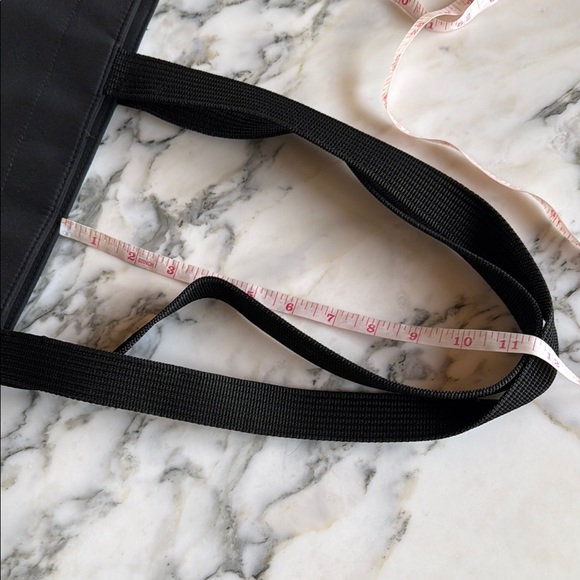 Sonoma Black Tote Bag with Spacious Design and Sturdy Straps - Picture 6 of 11